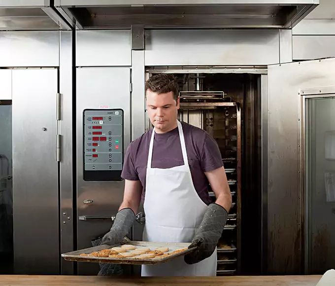 Why Waltham, MA Kitchens Trust Waltham Appliance Pro for Commercial Oven Repair?