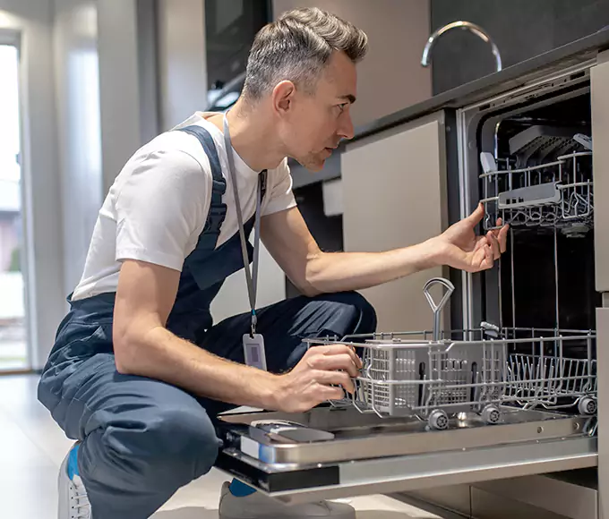 Why Waltham Homeowners Pick Waltham Appliance Pro for Every Dishwasher Breakdown?