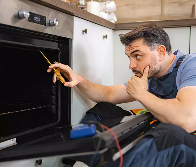 Why Waltham Households Choose Waltham Appliance Pro for Every Gas Oven Fix?