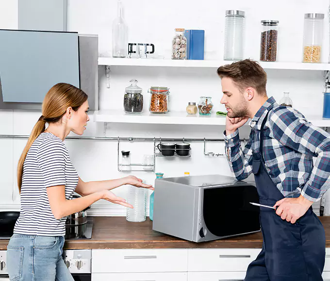 Why Waltham Homeowners Trust Waltham Appliance Pro for Every Microwave Fix?